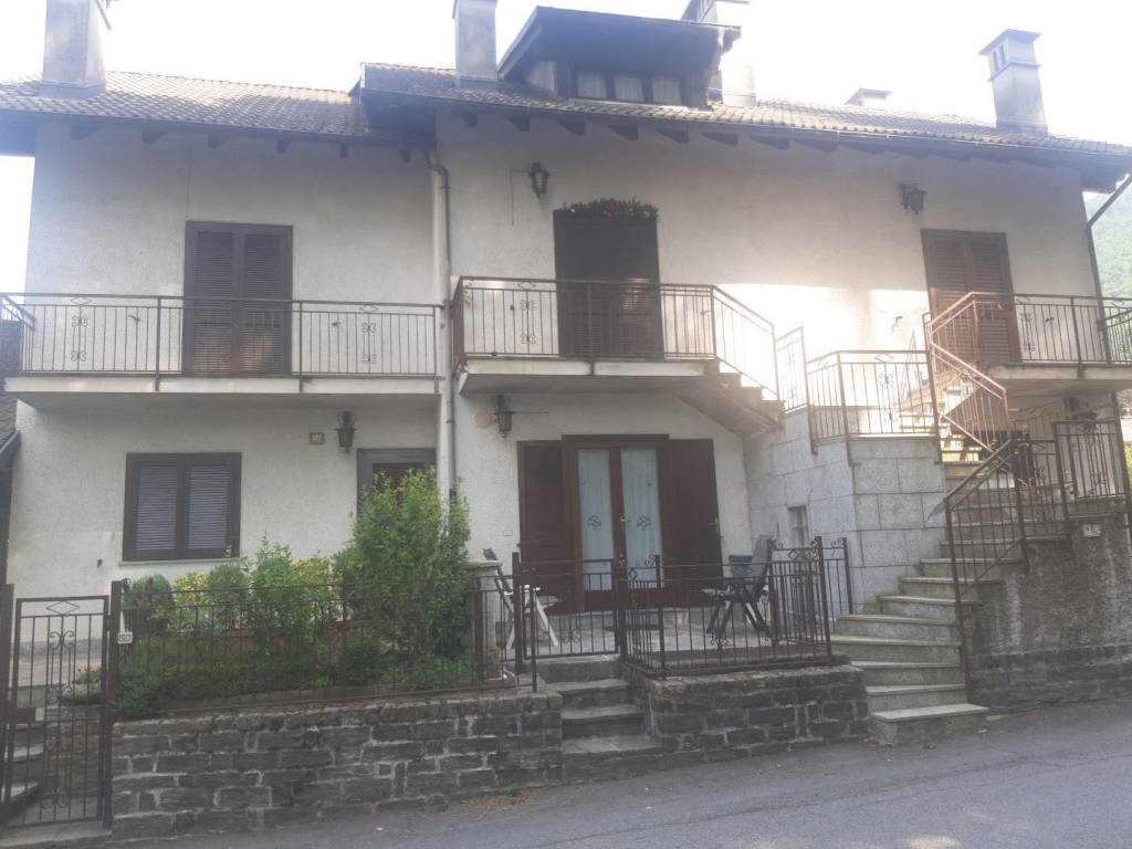 appartamento in vendita a Malesco in zona Zornasco