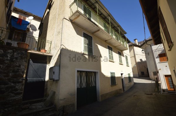 casa indipendente in vendita a Malesco in zona Finero