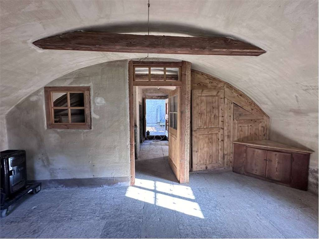 casa indipendente in vendita a Malesco in zona Zornasco