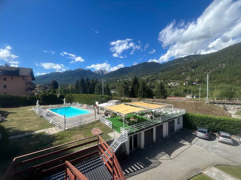 intera palazzina in vendita a Malesco in zona Zornasco