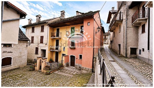 casa indipendente in vendita a Malesco in zona Finero