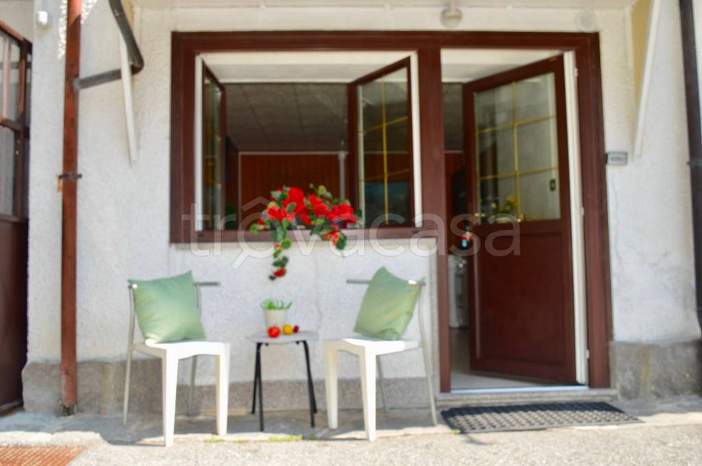 appartamento in vendita a Malesco in zona Zornasco