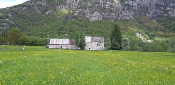 casa indipendente in vendita a Malesco