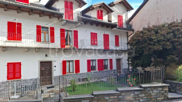 appartamento in vendita a Malesco in zona Zornasco