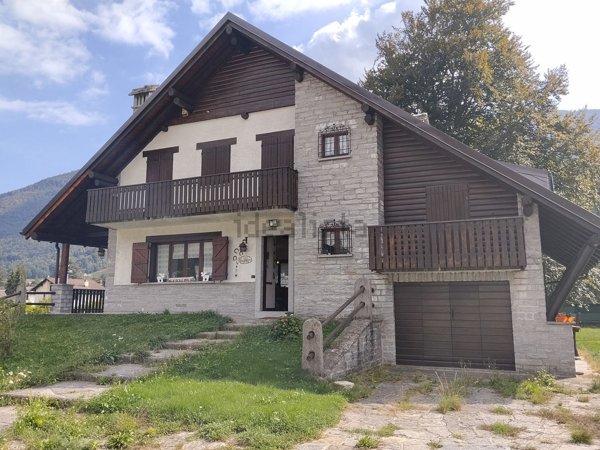 casa indipendente in vendita a Malesco in zona Zornasco