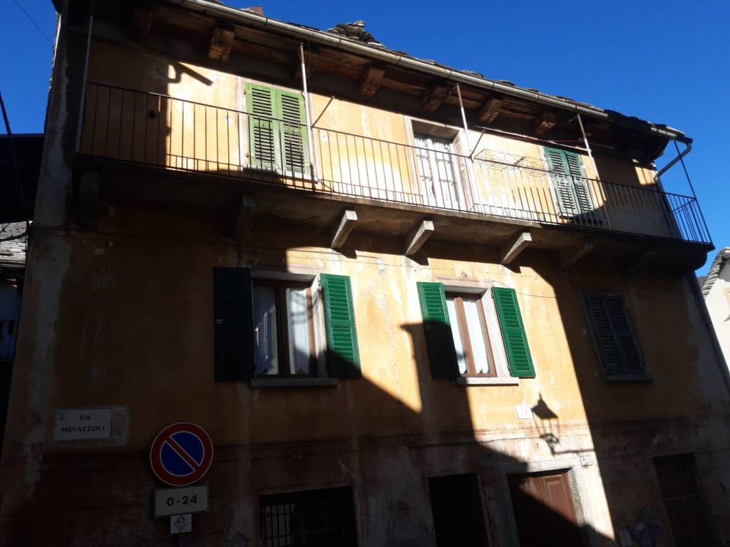 appartamento in vendita a Malesco in zona Zornasco