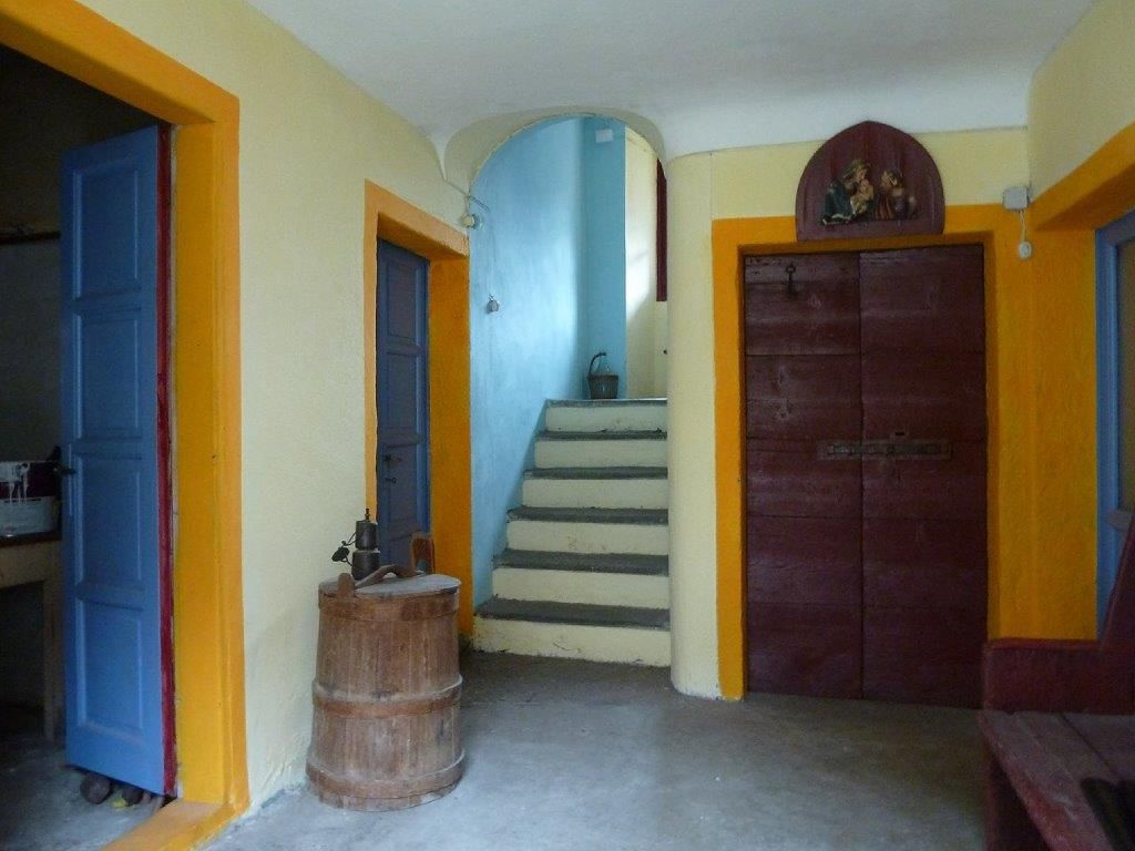 casa indipendente in vendita a Masera in zona Merro
