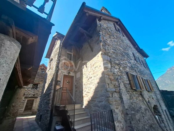 appartamento in vendita a Masera