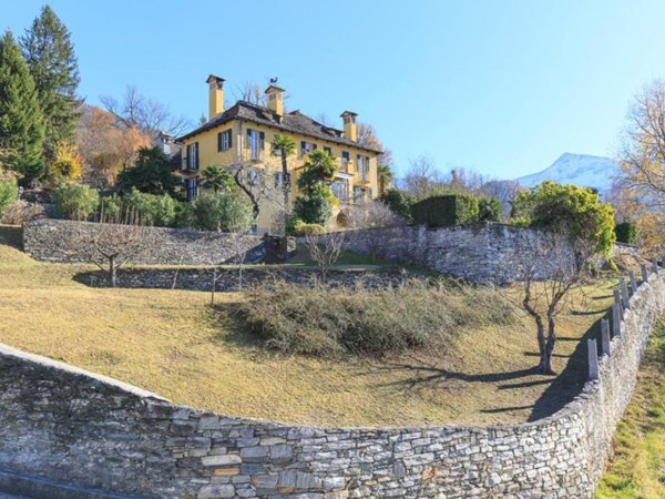 intera palazzina in vendita a Masera