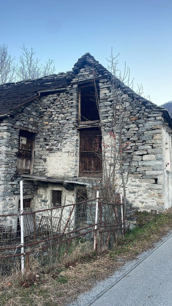 appartamento in vendita a Masera