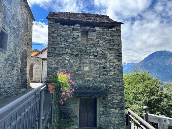 appartamento in vendita a Masera