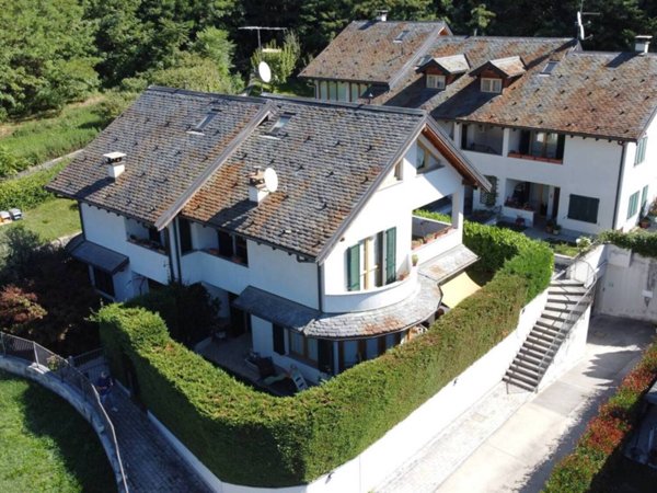 casa indipendente in vendita a Masera in zona Veriago