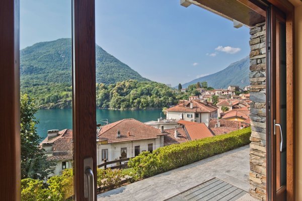 casa indipendente in vendita a Mergozzo