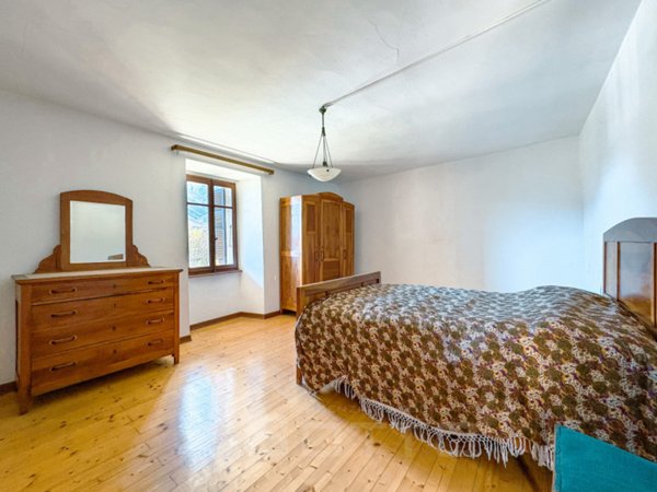 casa indipendente in vendita a Mergozzo in zona Candoglia