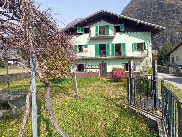 casa indipendente in vendita a Mergozzo in zona Nibbio