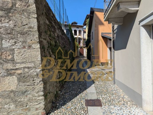 casa indipendente in vendita a Mergozzo