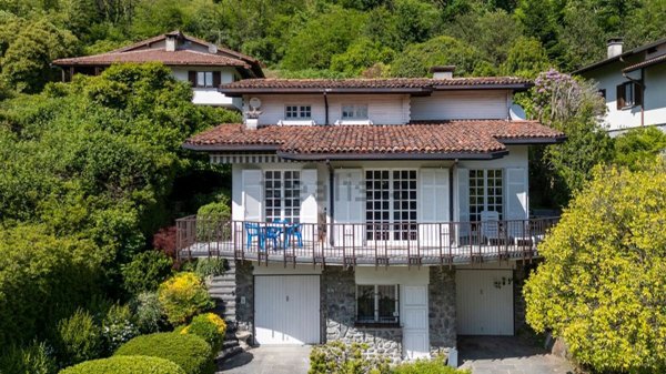 casa indipendente in vendita a Mergozzo