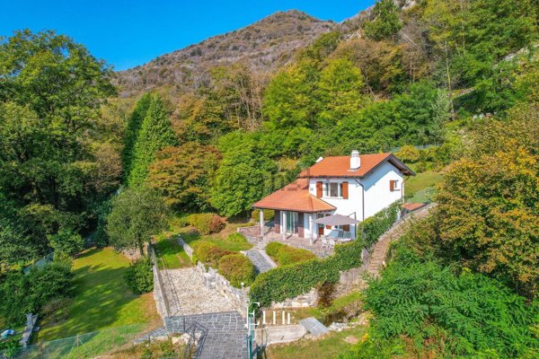 casa indipendente in vendita a Mergozzo