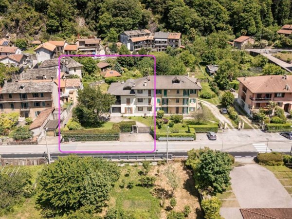casa indipendente in vendita a Mergozzo in zona Albo