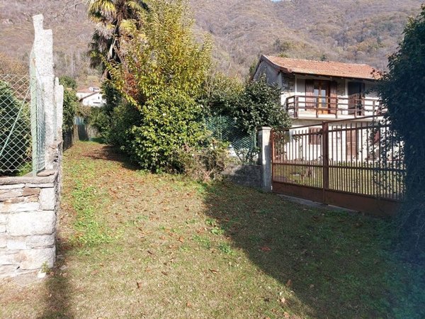 appartamento in vendita a Mergozzo in zona Bracchio