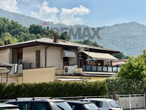 appartamento in vendita a Mergozzo in zona Montorfano