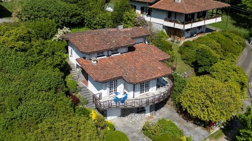 casa indipendente in vendita a Mergozzo in zona Bracchio