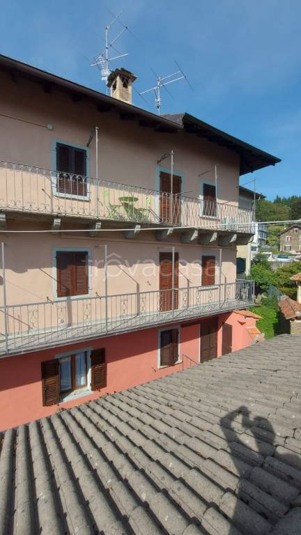 casa indipendente in vendita a Miazzina