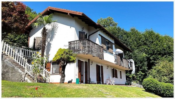 casa indipendente in vendita a Miazzina