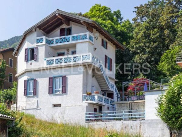 casa indipendente in vendita a Miazzina