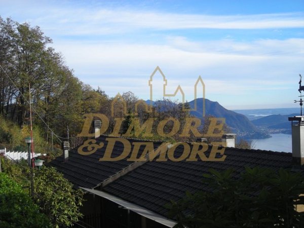 casa indipendente in vendita a Miazzina