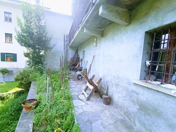 casa indipendente in vendita a Montecrestese