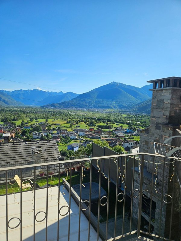 casa indipendente in vendita a Montecrestese