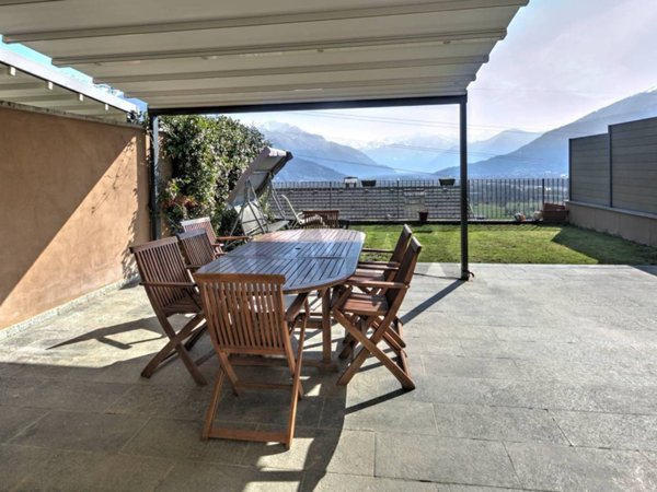casa indipendente in vendita a Montecrestese