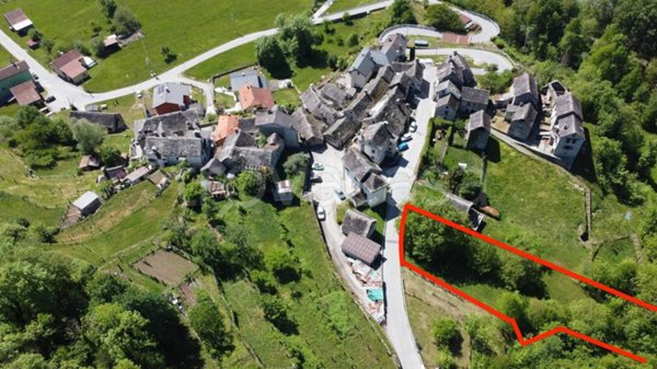 terreno edificabile in vendita a Montecrestese