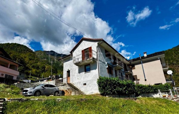casa indipendente in vendita a Montescheno in zona Progno