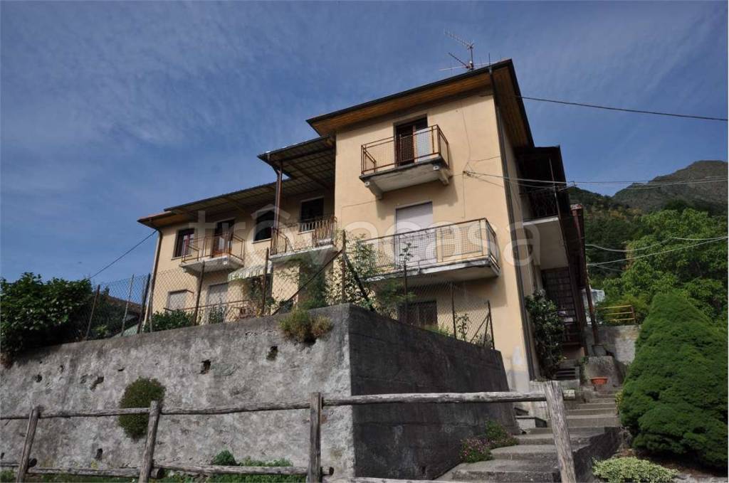 appartamento in vendita a Montescheno in zona Progno