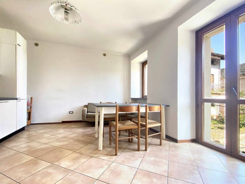 casa indipendente in vendita a Nonio