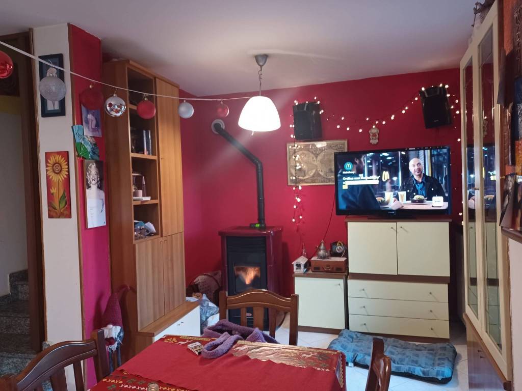 casa indipendente in vendita a Nonio