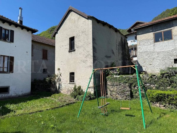 casa indipendente in vendita a Nonio