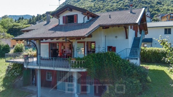 casa indipendente in vendita a Nonio