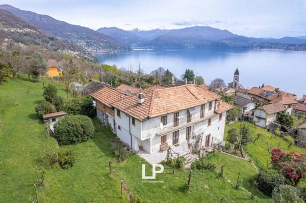casa indipendente in vendita ad Oggebbio