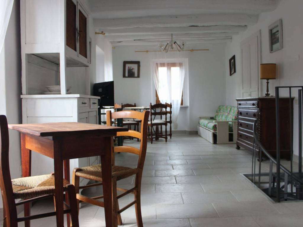 casa indipendente in vendita ad Oggebbio