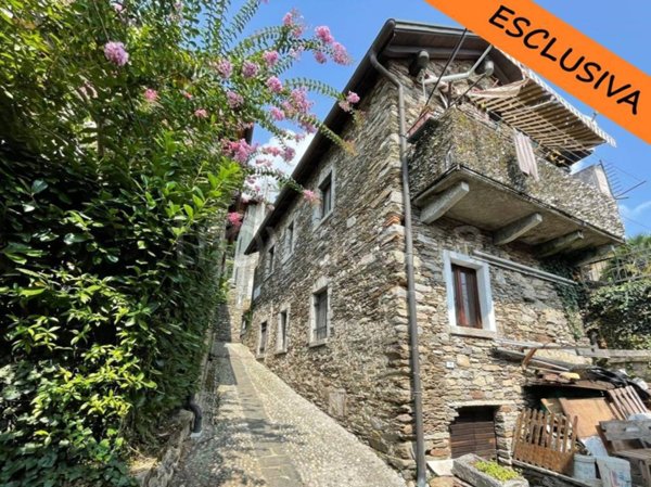 casa indipendente in vendita ad Oggebbio
