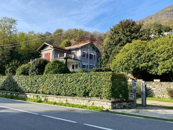 casa indipendente in vendita ad Oggebbio