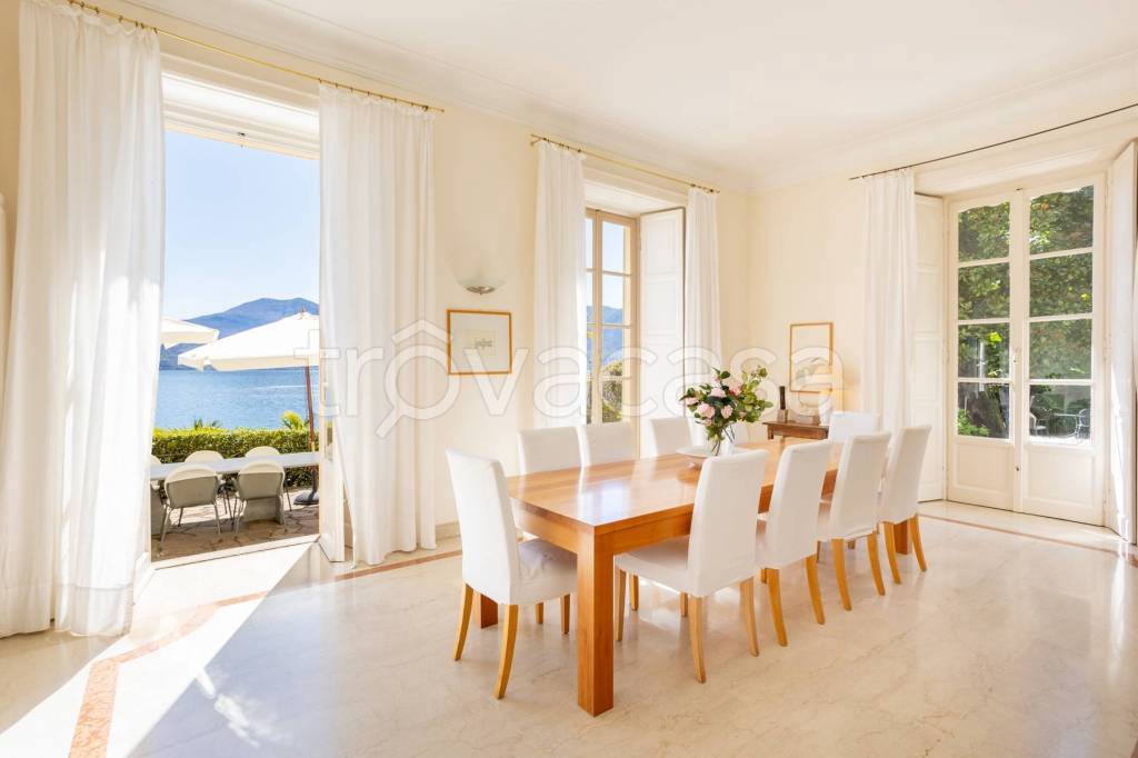 casa indipendente in vendita ad Oggebbio