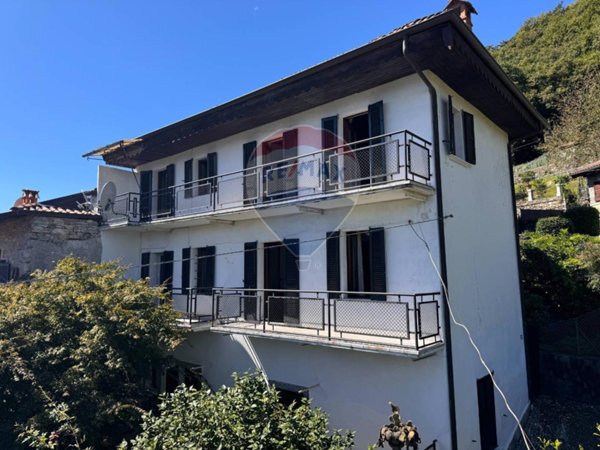 casa indipendente in vendita ad Oggebbio