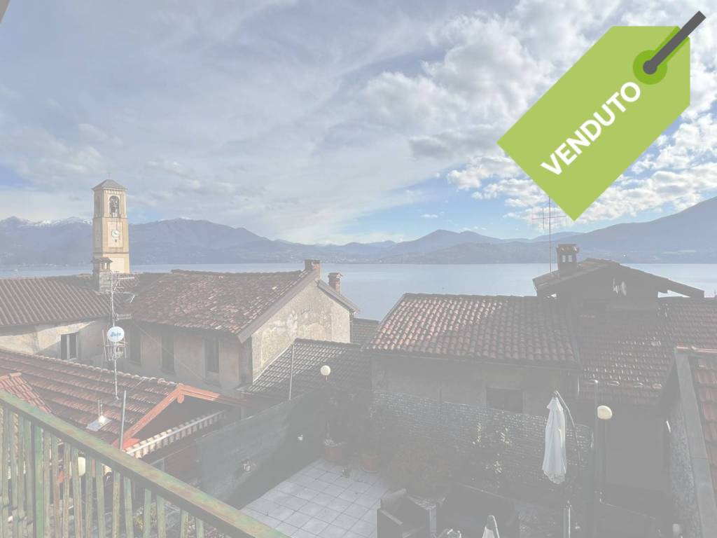 casa indipendente in vendita ad Oggebbio