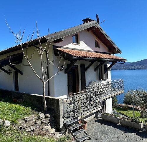 appartamento in vendita ad Oggebbio