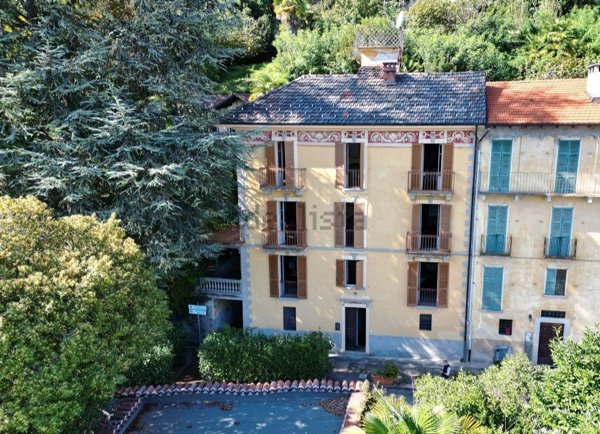 casa indipendente in vendita ad Oggebbio