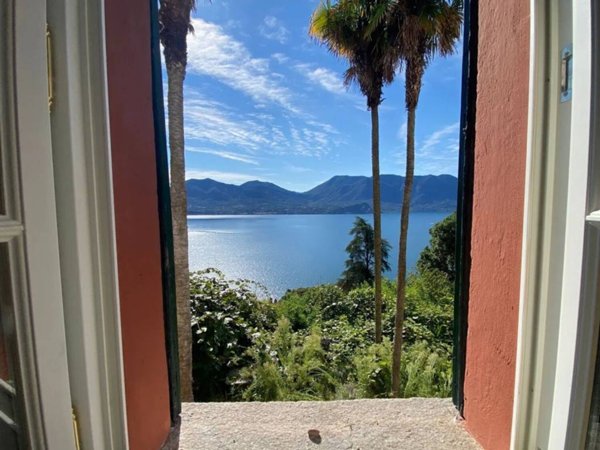 casa indipendente in vendita ad Oggebbio